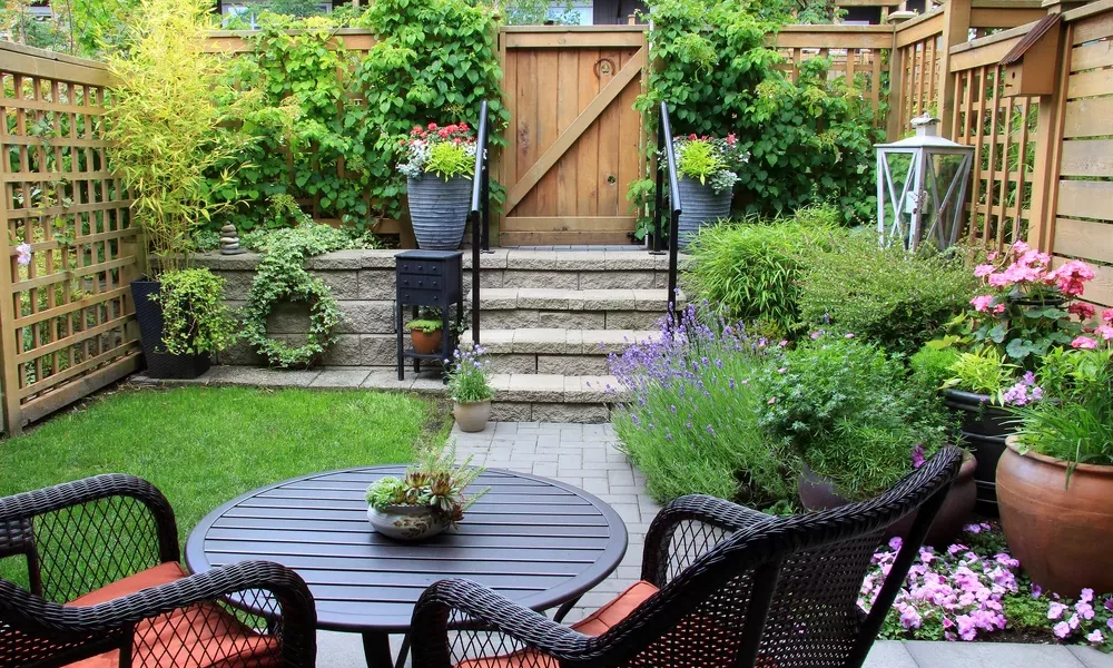 Outdoor Privacy Solutions: