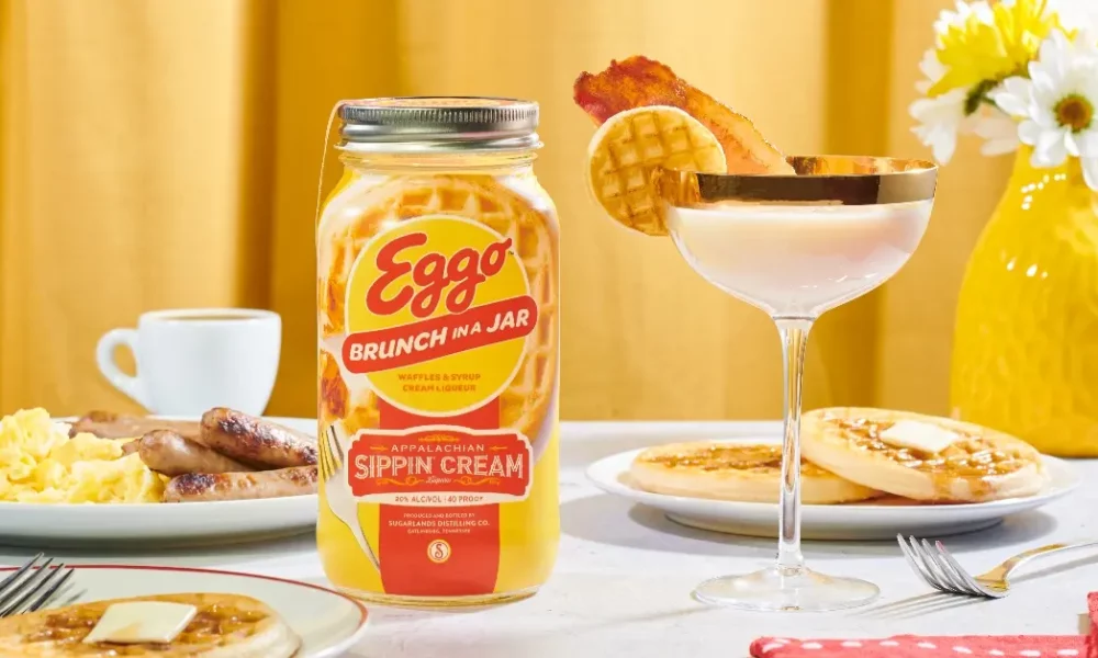 Eggo's jar