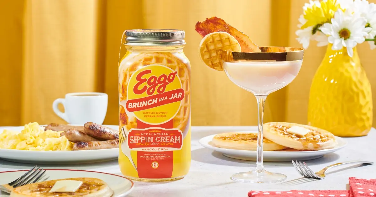 Eggo's jar