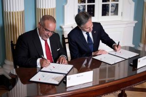 US and Bahrain sign security deal