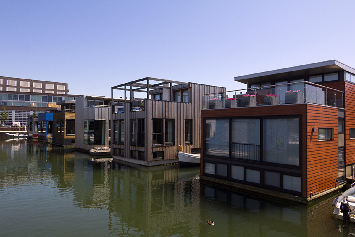 Floating Homes