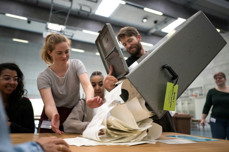 Switzerland election results revision