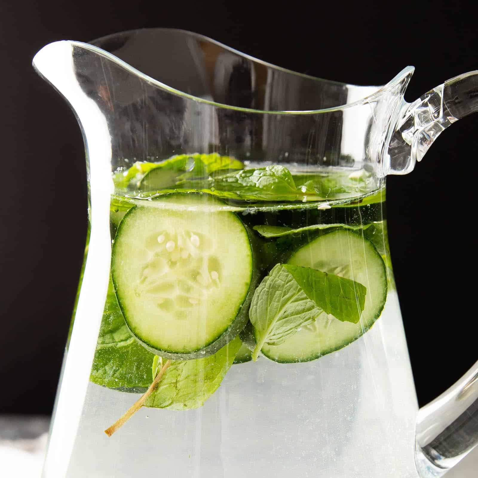 cucumber water