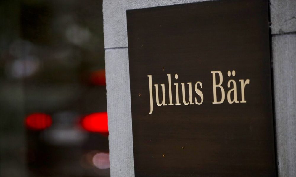 Julius Baer Profit Warning