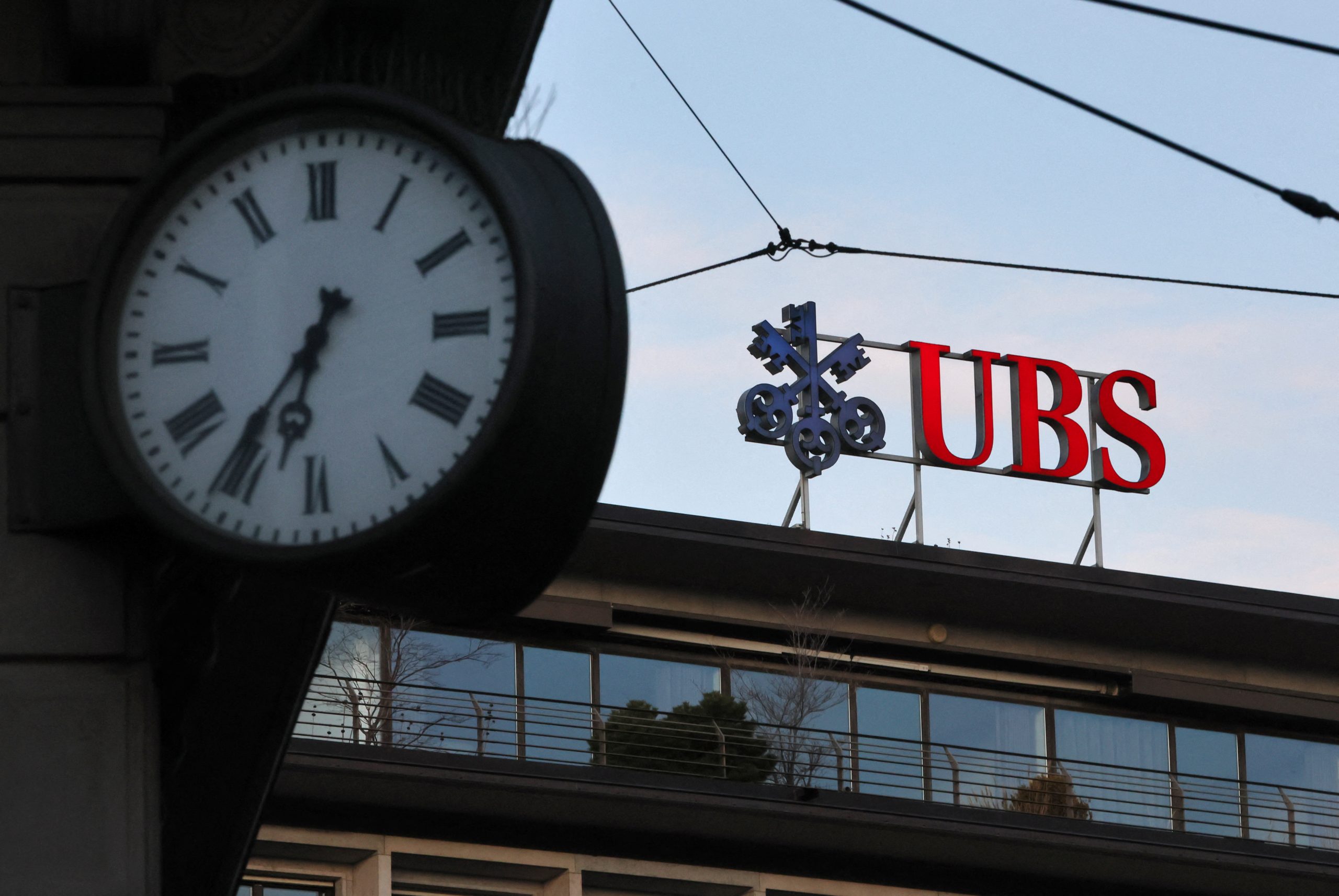 UBS Credit Suisse