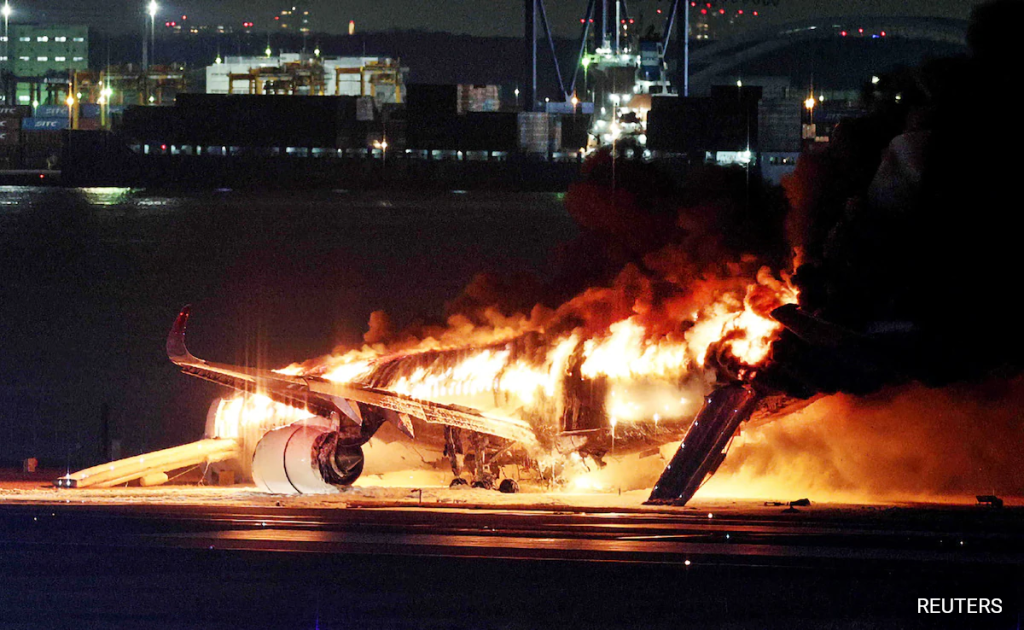 Haneda crash