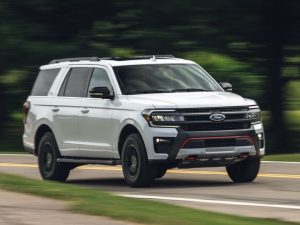 Fuel Economy and Real-World MPG of 2023 Ford Expedition