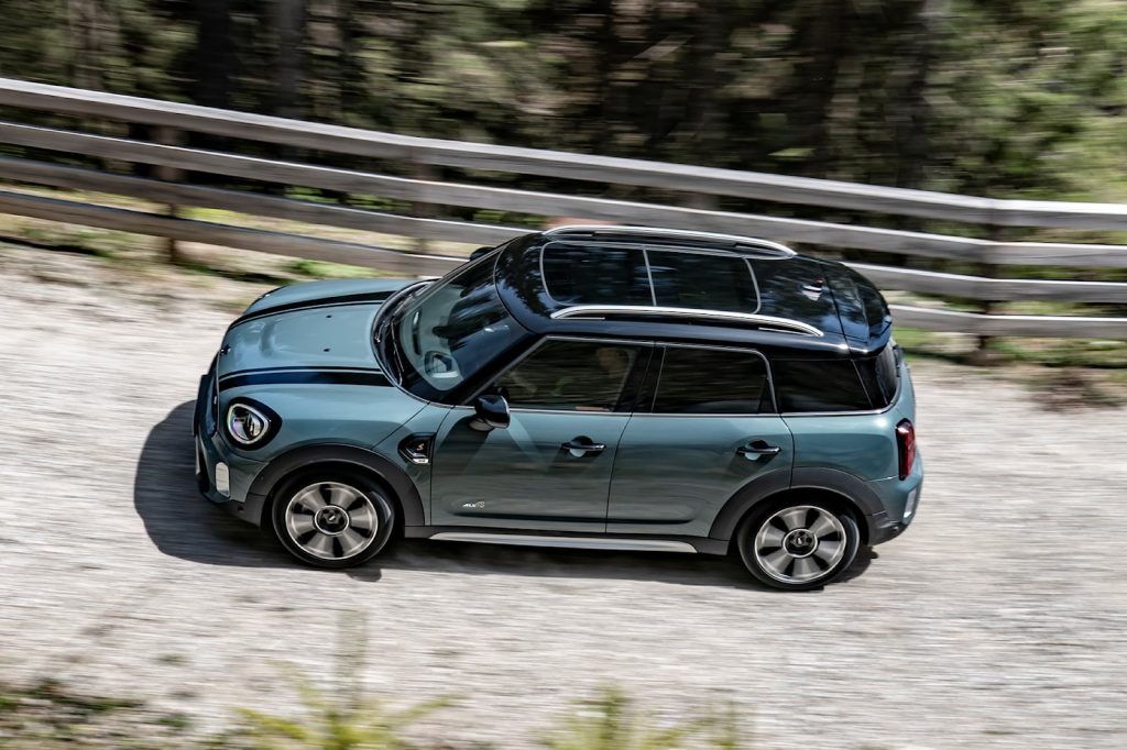 Revolutionizing the Road 2024 Mini Cooper Countryman Unveiled