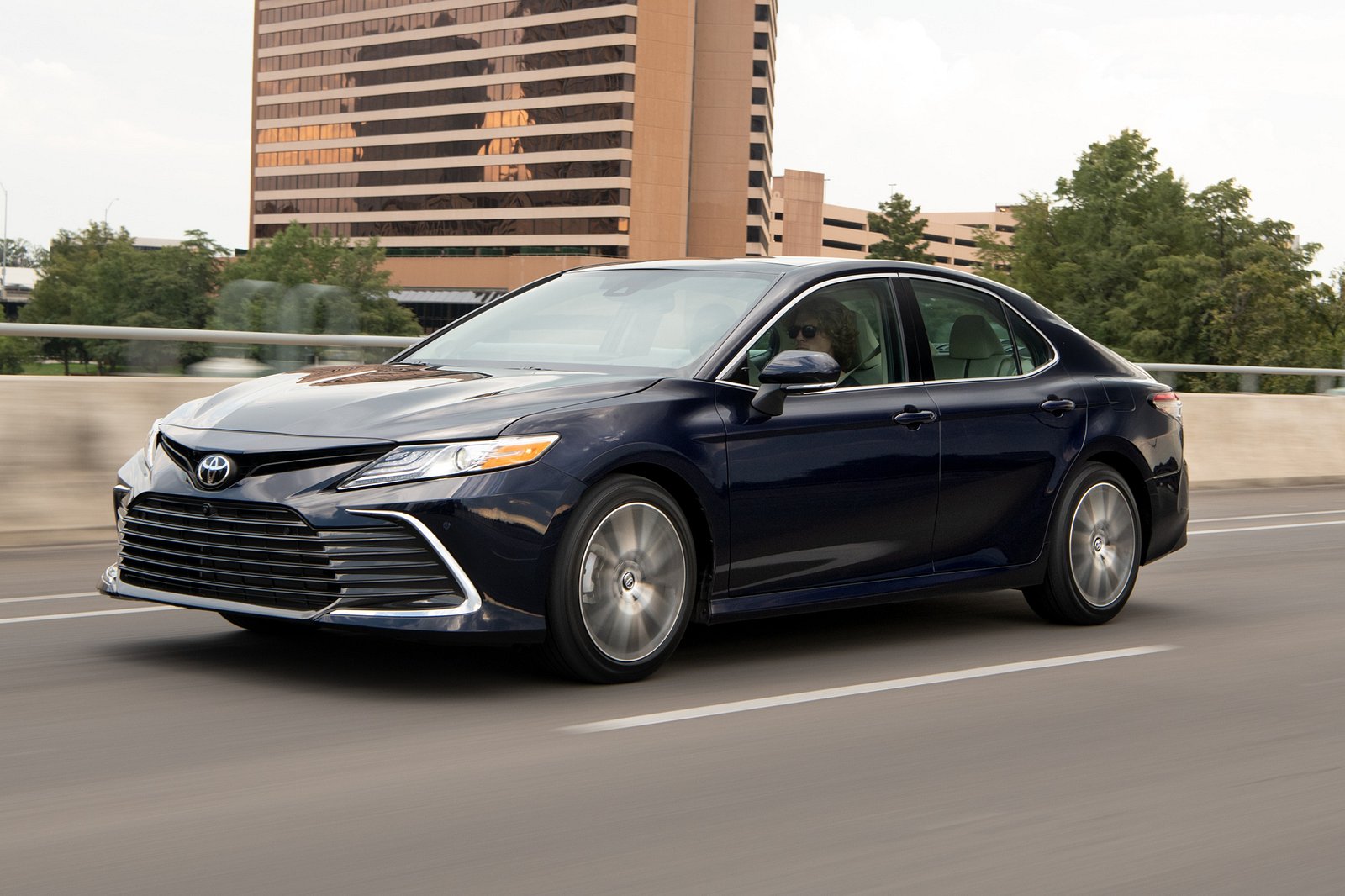 2024 Toyota Camry Hybrid