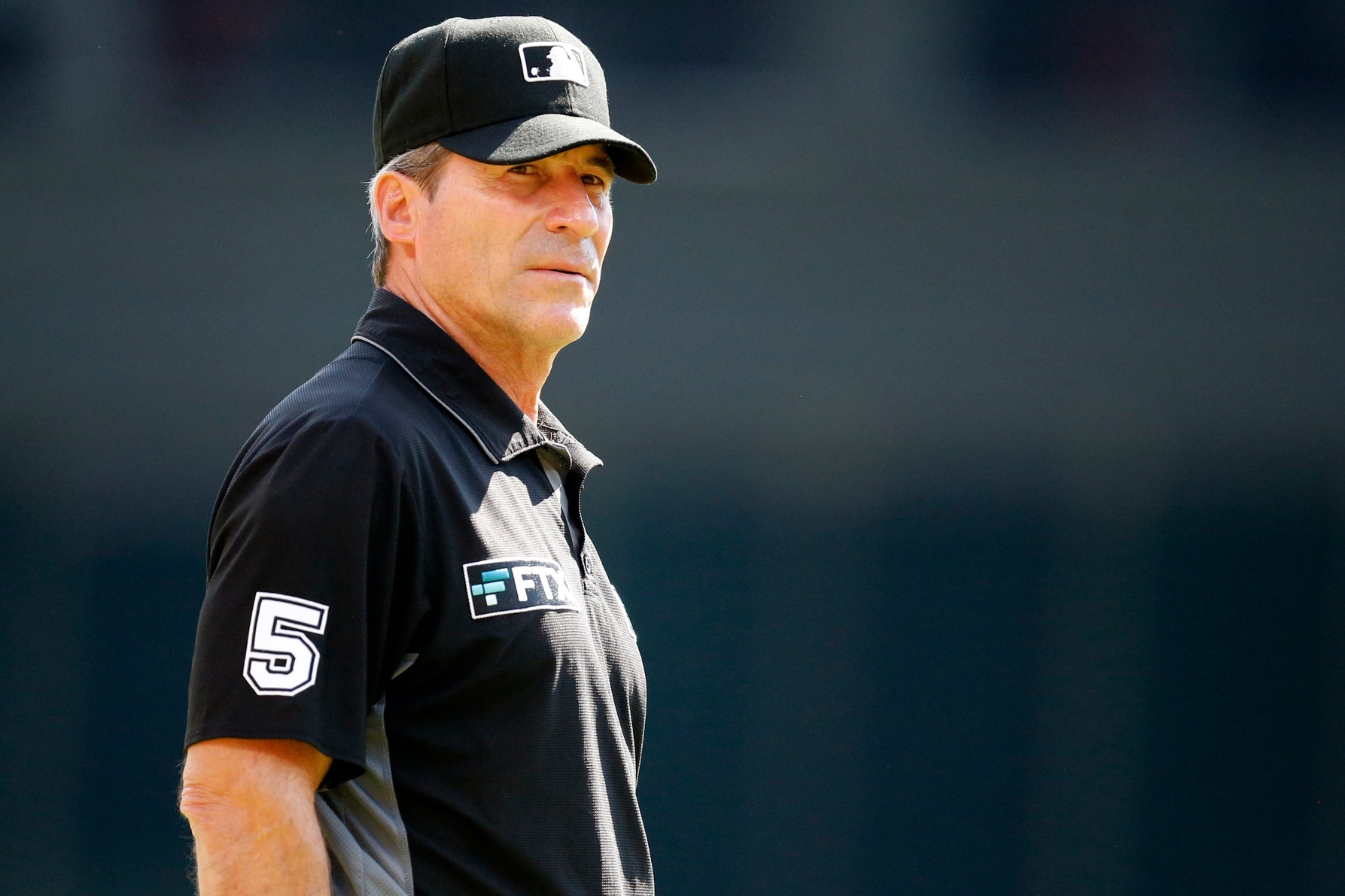 Angel Hernandez Retires: A Controversial Career Comes to an End – Players' Opinions