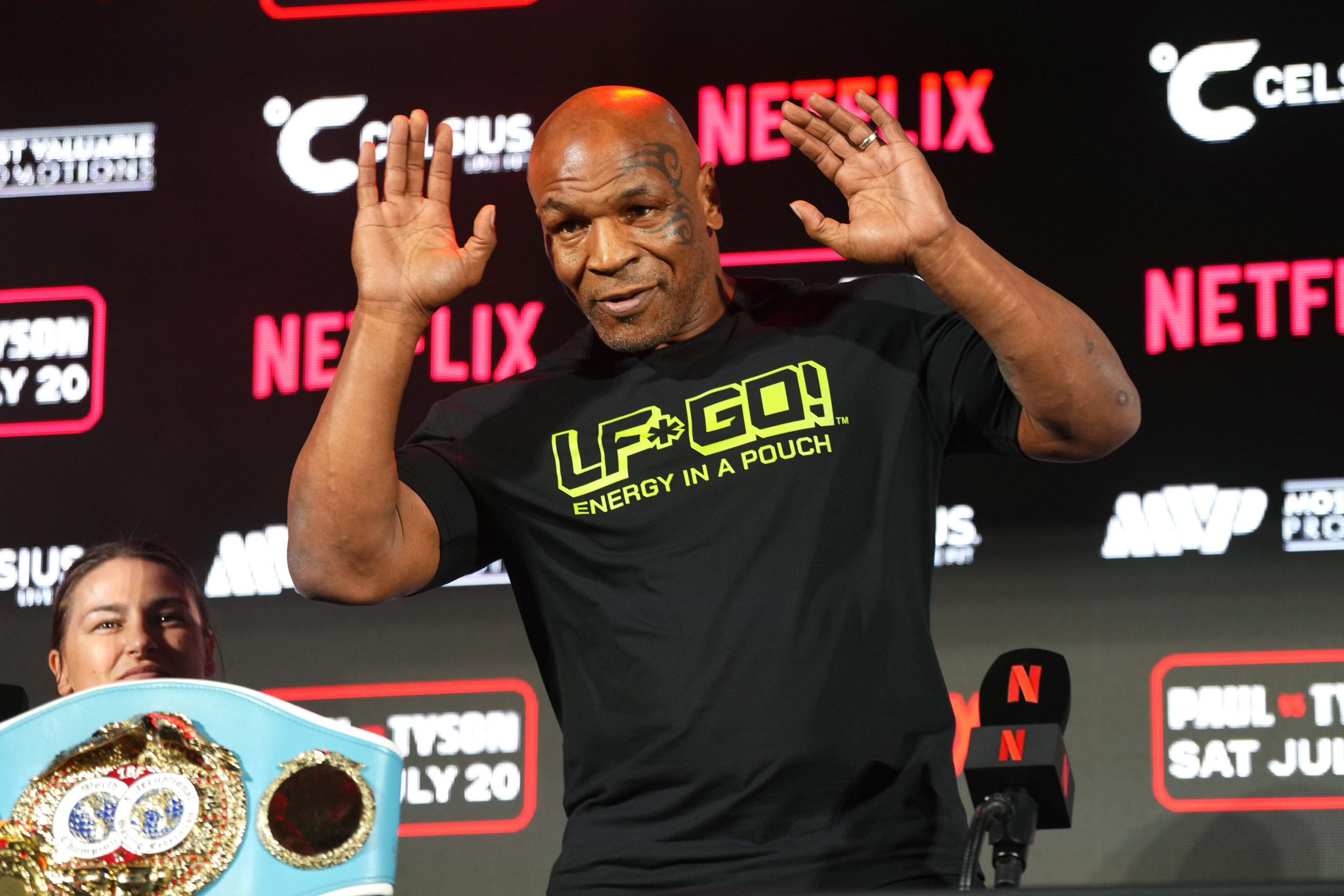 Mike Tyson's Health Scare on Flight to Los Angeles