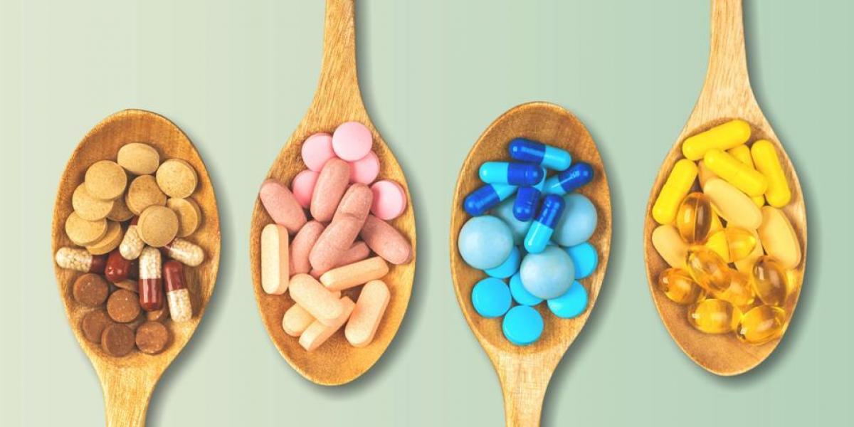 Exploring the Pros and Cons of Food Supplements