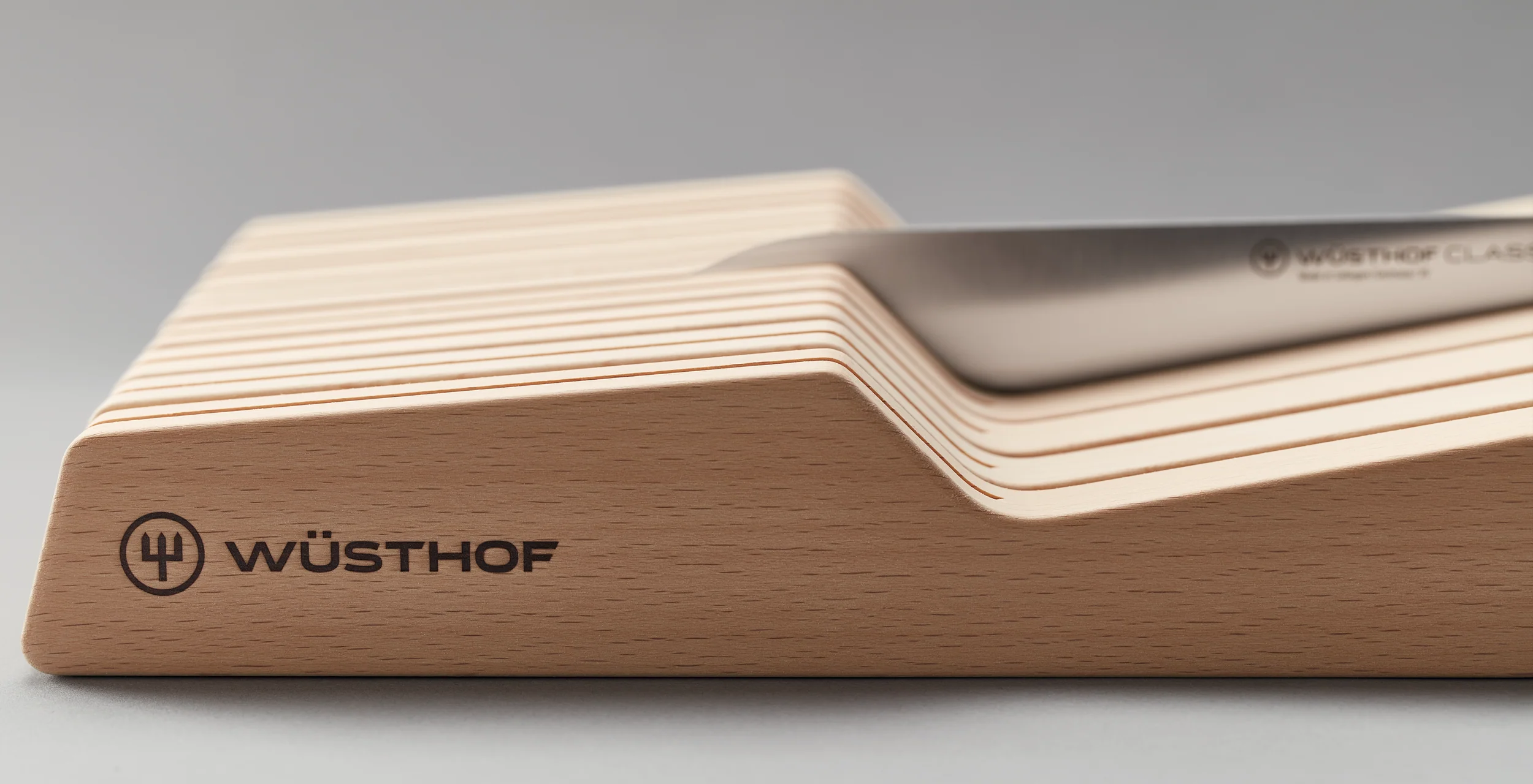 The Pros and Cons of Block vs. In-Drawer Knife Sets