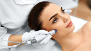 2025's Top Beauty Trends: What’s In and What’s Out