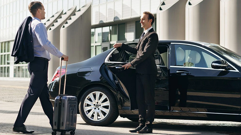 Flexible Car Rental Service in Dubai for Every Need