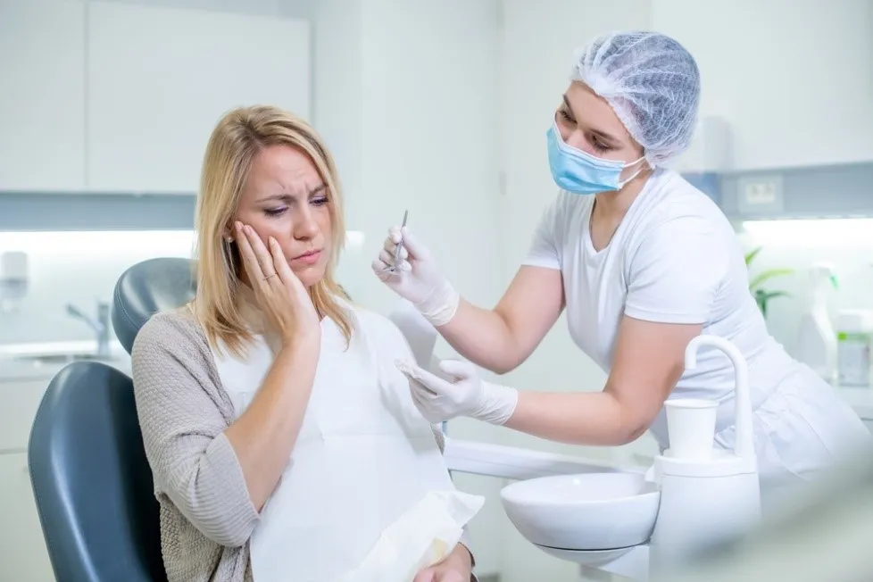 When Tooth Trouble Strikes: Understanding Emergency Dental Care