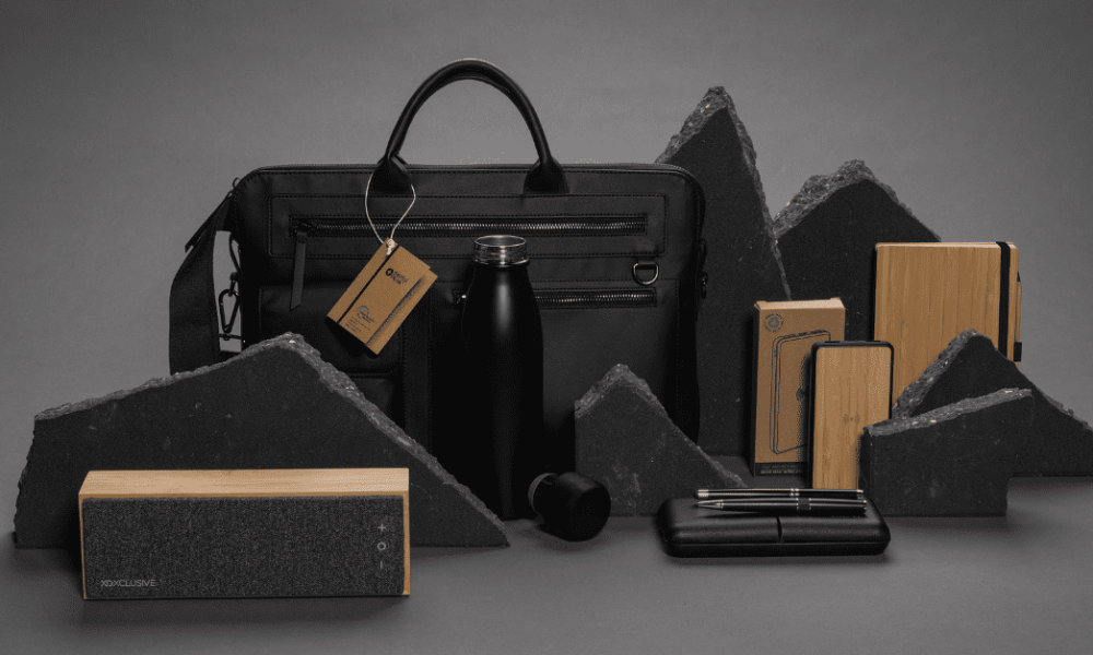 The Role of Luxury Corporate Gifts in Business Settings