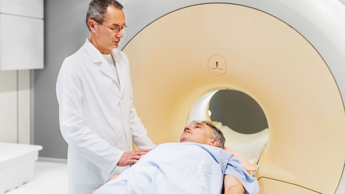 MRI scan open