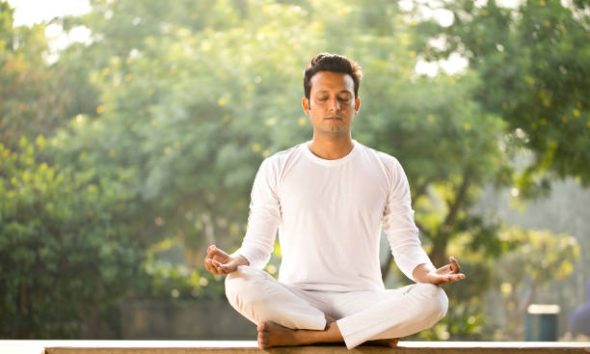 Begin Your Yoga Journey: Best Yoga Teacher Training in Rishikesh