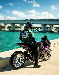 The Trendsetters’ Choice – More Money More Love Clothing