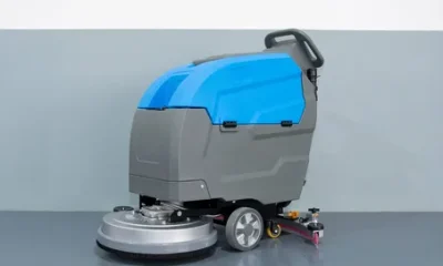 Dynaclean Sweeper Machine