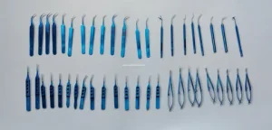 ophthalmic surgical instruments